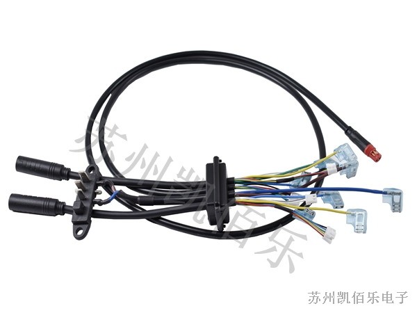 電動(dòng)輪椅防水線(xiàn)束