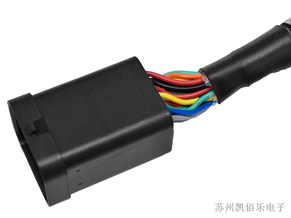 智能農(nóng)機(jī)線束